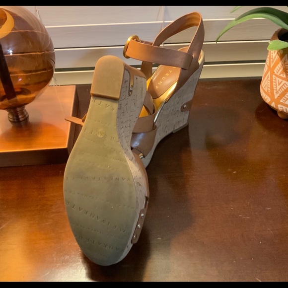 Light Brown Leather Ivanka Trump Wedges - Picture 8 of 9